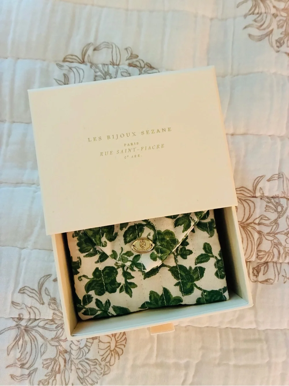 Sézane Floral Quilted Jewelry Pouches - Picture 4 of 4